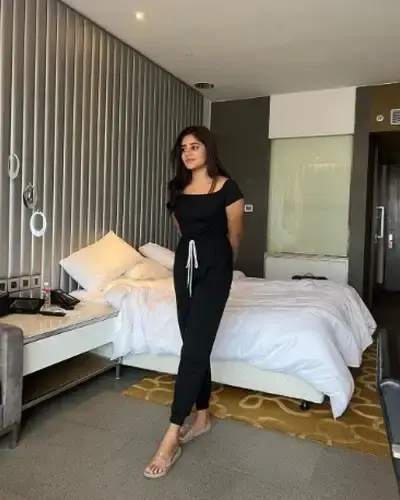 Call Girls Bhinay Cash On Delivery